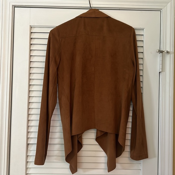 Cognac colored faux suede jacket - Picture 3 of 5